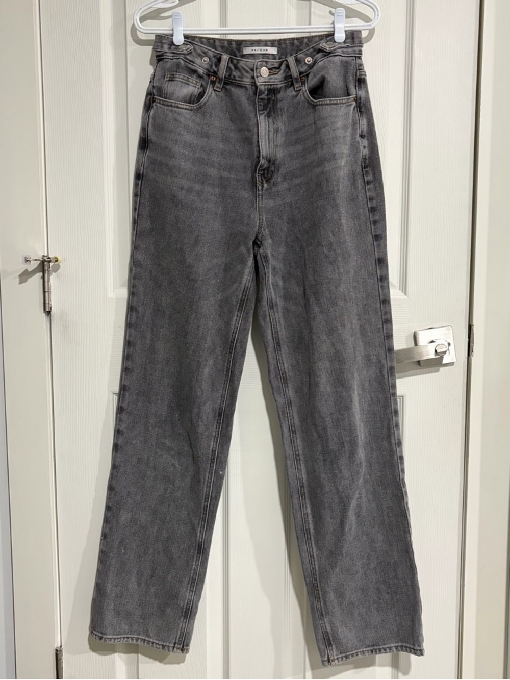 PacSun 90s Boyfriend Jeans – Size 27 (Grey)